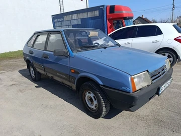 Авто ВАЗ 2109 1995 № 8583571