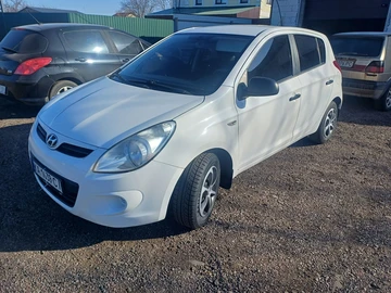 Авто Hyundai I20 2011 № 8583622