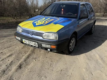 Авто Volkswagen Golf 1993 № 8583847