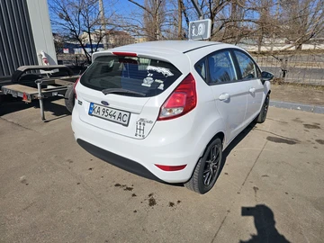 Авто Ford Fiesta 2016 № 8583838
