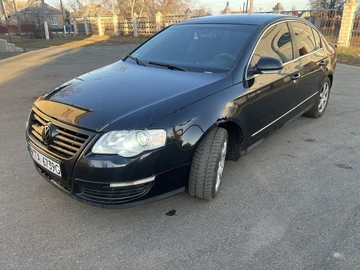 Авто Volkswagen Passat Hatchback 2005 № 8584384