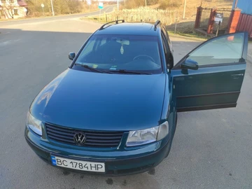 Авто Volkswagen Passat Hatchback 2000 № 8584436