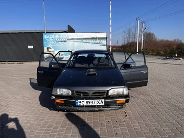 Авто Mazda 323 1988 № 8584467