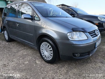 Авто Volkswagen Touran 2005 № 8584733