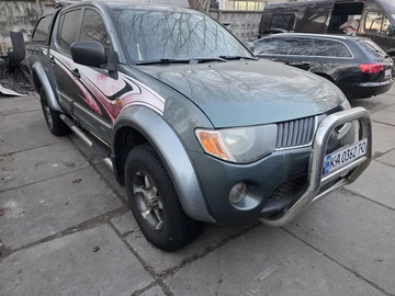 Авто Mitsubishi L 200 2007 № 8585188
