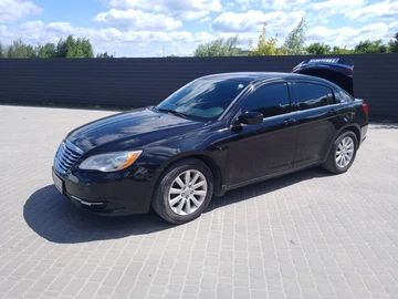 Авто Chrysler 200 2013 № 8585230
