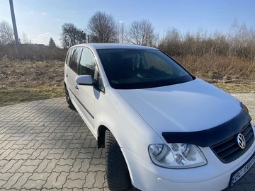 Авто Volkswagen Touran 2004 № 8585308