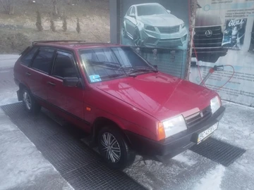 Авто ВАЗ 2109 1994 № 8585326