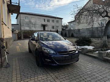 Авто Opel Astra 2013 № 8585471