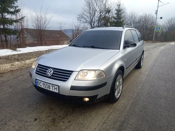 Авто Volkswagen Passat Variant 2001 № 8585850