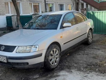 Авто Volkswagen Passat Sedan 1998 № 8585893
