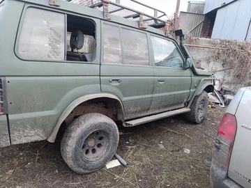 Авто Mitsubishi Pajero 1998 № 8586228