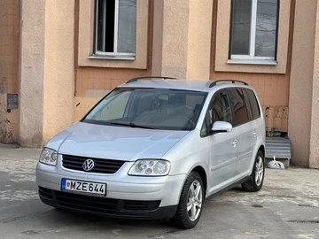 Авто Volkswagen Touran 2006 № 8586457
