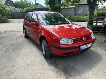 Авто Volkswagen Golf 2000 № 8586483