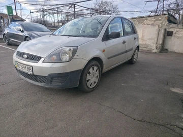 Авто Ford Fiesta 2006 № 8586572