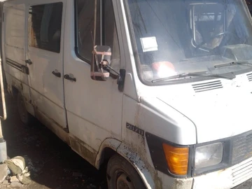 Авто Mercedes Mb 1986 № 8586590