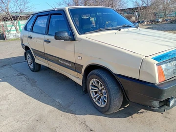 Авто ВАЗ 2109 1989 № 8586729