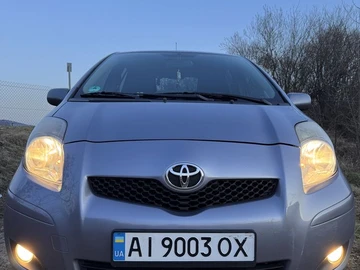 Авто Toyota Yaris 2010 № 8586797