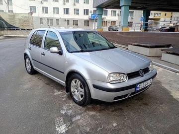 Авто Volkswagen Golf 2001 № 8586800
