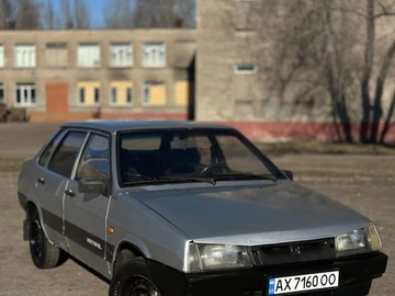 Авто ВАЗ 21099I 2004 № 8587448