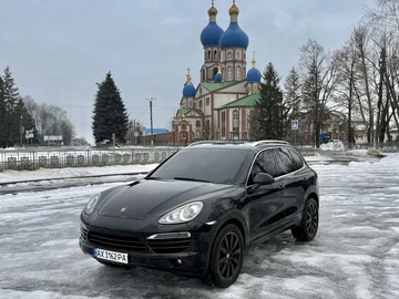 Авто Porsche Cayenne 2012 № 8587512