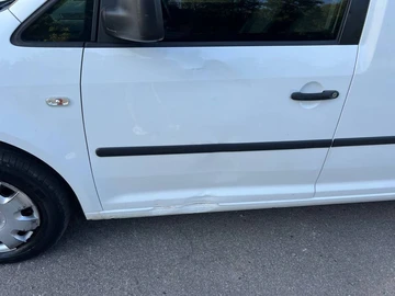 Авто Volkswagen Caddy 2011 № 8587513