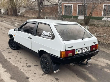 Авто ВАЗ 2108 1993 № 8587902