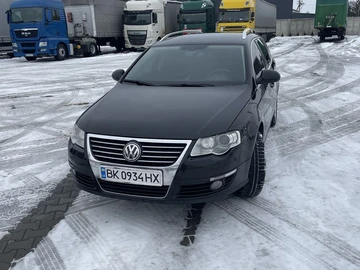 Авто Volkswagen Passat Hatchback 2008 № 8587951