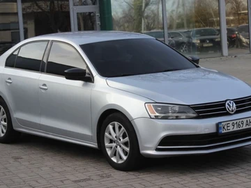 Авто Volkswagen Jetta 2015 № 8588451