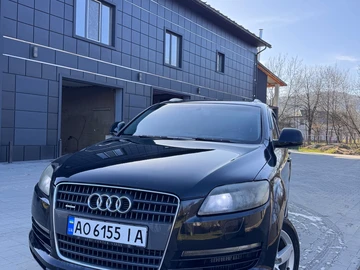 Авто Audi Q7 2008 № 8588471