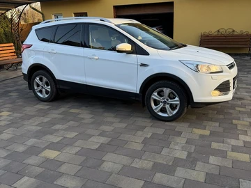Авто Ford Kuga 2016 № 8588538