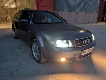Авто Audi A4 2002 № 8589194