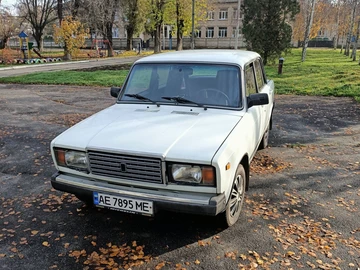 Авто ВАЗ 2107 1997 № 8589217