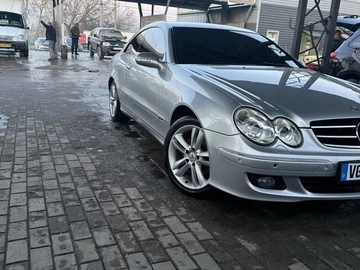 Авто Mercedes Clk Серия 2005 № 8589232