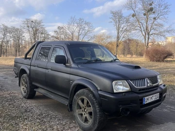 Авто Mitsubishi L 200 2005 № 8589270