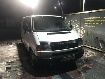 Авто Volkswagen Transporter 1996 № 8589275