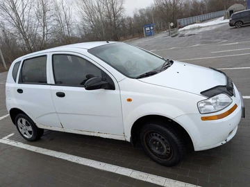 Авто Chevrolet Aveo 2005 № 8589276