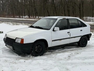 Авто Opel Kadett 1989 № 8589302