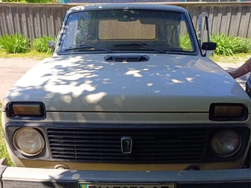 Авто ВАЗ 2121 1993 № 8589605