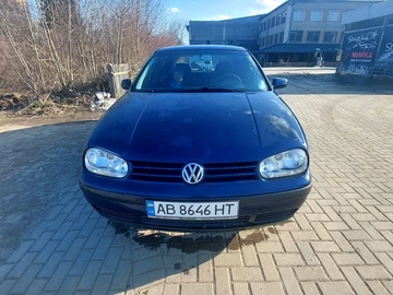 Авто Volkswagen Golf 2000 № 8589629
