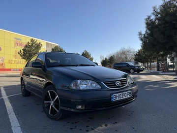 Авто Toyota Avensis 2000 № 8589662