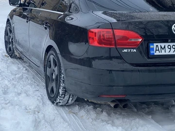Авто Volkswagen Jetta 2013 № 8589931