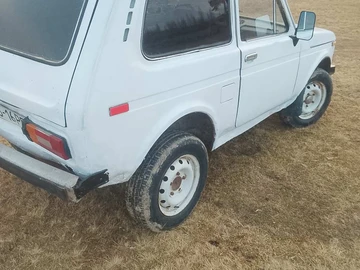 Авто ВАЗ 2121 1989 № 8589962