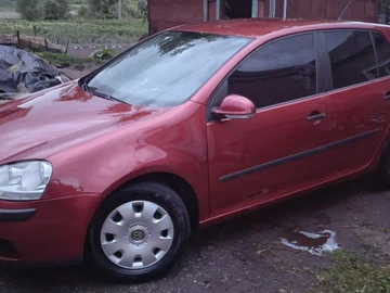 Авто Volkswagen Golf 2005 № 8590018