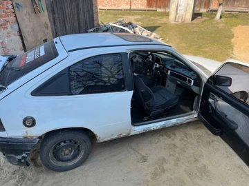 Авто Opel Kadett 1988 № 8590024