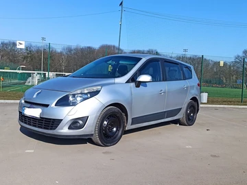 Авто Renault Grand Scenic 2010 № 8590236