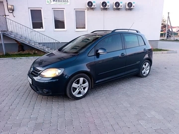 Авто Volkswagen Golf Plus 2008 № 8590275