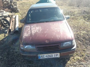 Авто Opel Vectra 1991 № 8590454