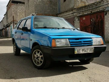 Авто ВАЗ 2109 1990 № 8591129