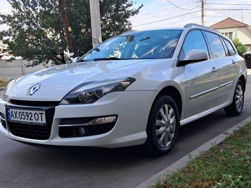 Авто Renault Laguna 2011 № 8591162